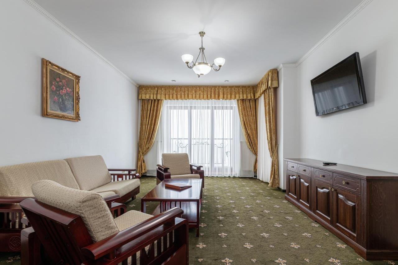 Карпатська Ружа Plave Bagian luar foto